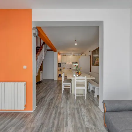 Gorgeous In With Kitchen * Dugopolje