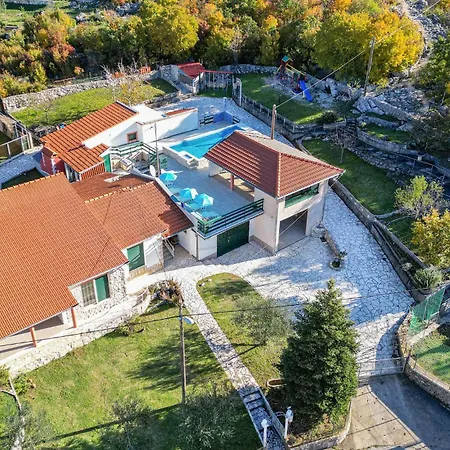 Сasa de vacaciones Gorgeous In With Kitchen
