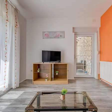 Gorgeous In With Kitchen *