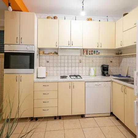 Gorgeous In With Kitchen